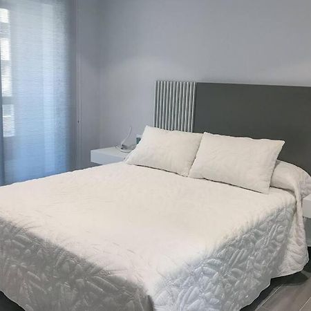 Sakura Homes Ponferrada Centro 8 Plazas المظهر الخارجي الصورة