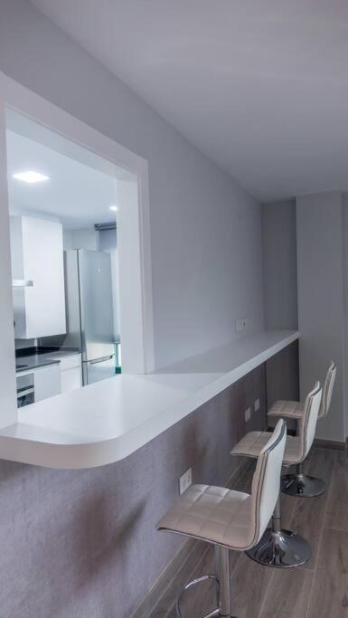 Sakura Homes Ponferrada Centro 8 Plazas المظهر الخارجي الصورة